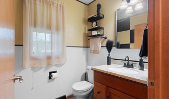 N9166 KERNAN Avenue, Appleton, WI 54915