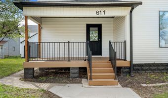 611 3rd St NW, Austin, MN 55912