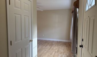 1434 Ohio St, Bangor, ME 04401