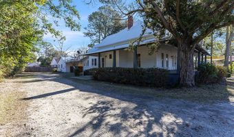 411 S Hutchinson Ave, Adel, GA 31620