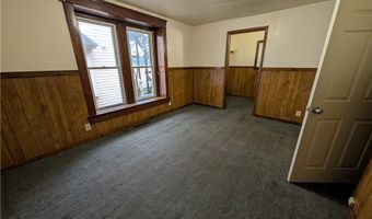 564 Carroll St, Akron, OH 44304