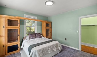 344 S 3RD St, Athena, OR 97813