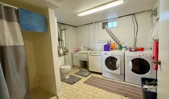 810 S Merton St, Aberdeen, SD 57401