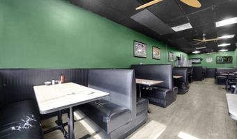 72 W Un, Athens, OH 45701