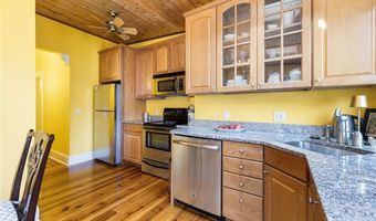 20 Berkeley Ave 2, Newport, RI 02840