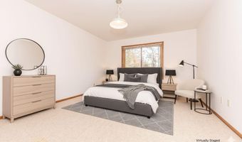 2225 Chaucer Ct, Ann Arbor, MI 48103