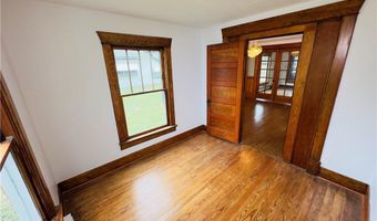 409 W Miller St, Appleton City, MO 64724