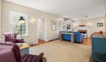2 Boulder Rd, Bourne, MA 02532