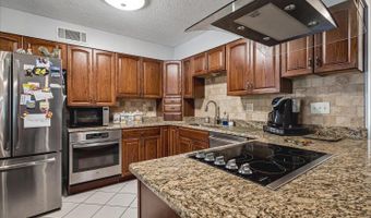 2605 SURREY WOOD Dr, Bartlett, TN 38134