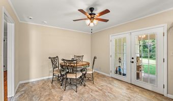 1120 Apache St, Athens, TN 37303