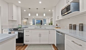 375- A Haleloa Pl A601, Honolulu, HI 96821