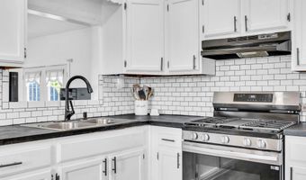 504 Holly Blvd, Bayville, NJ 08721
