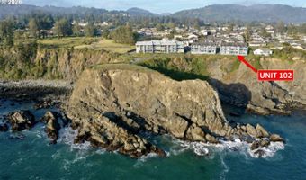 1303 MOORE St 102, Brookings, OR 97415