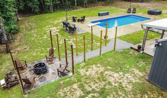 908 Oak Grove Rd, Amity, AR 71921
