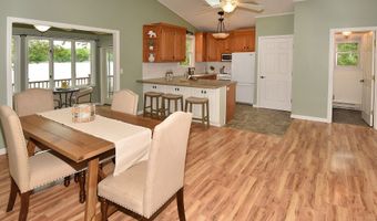 96 Avery Shrs, Coventry, CT 06238