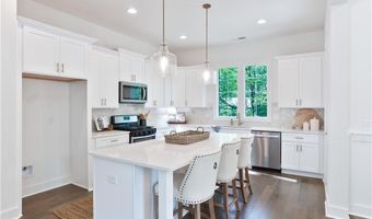 1200 HUNTERS HILL Ln, Auburn, AL 36830