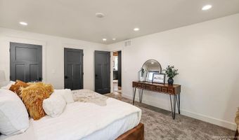 1 Caribou Pkwy, Cascade, ID 83611