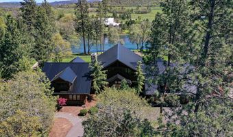 2400 Pine Gate Way, White City, OR 97503