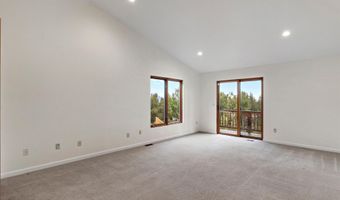 4690 Southpark Bluff Dr, Anchorage, AK 99516