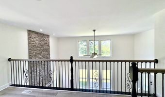 1145 Mackenzie Dr, Antioch, IL 60002