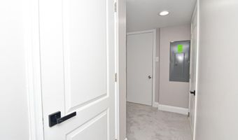 2644 E HOFFMAN St, Baltimore, MD 21213