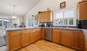 20967 YUKON St, Aurora, OR 97002
