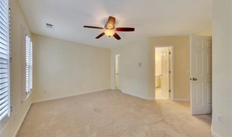 5035 Towne Lake Hls N, Woodstock, GA 30189