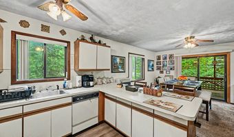 35 Teddyuscung Trl, Albrightsville, PA 18210