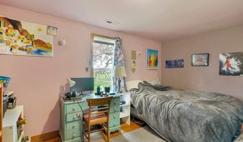 8990 PERRYDALE Rd, Amity, OR 97101
