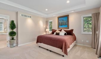 301 22nd St NW, Austin, MN 55912