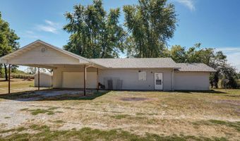 6896 N Farm Rd 1, Ash Grove, MO 65604