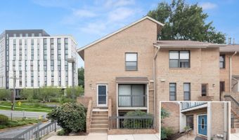 4 DUDLEY Ct, Bethesda, MD 20814