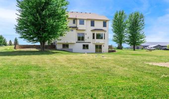 9352 67th St NW, Annandale, MN 55302