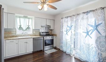 20 Deer Run Dr N, Barnegat, NJ 08005