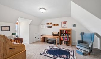 10124 WISEACRE Ln, Aurora, OR 97002