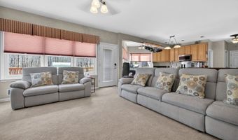 15 Hidden Valley Rd, Andover, NJ 07860