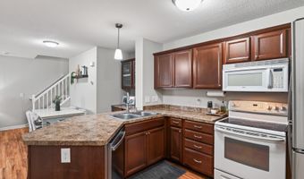 6222 Maclynn Ave NE, Albertville, MN 55301