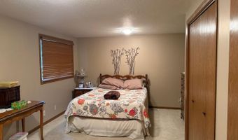 732 N Wooster St, Algona, IA 50511