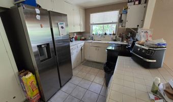 718 Hind Iuka Dr, Honolulu, HI 96821