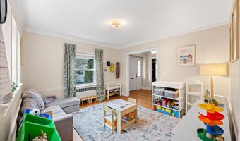 4820 LINNEAN Ave NW, Washington, DC 20008