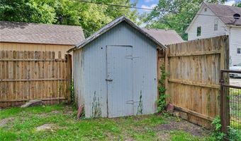 715 Jersey St, Baldwin City, KS 66006