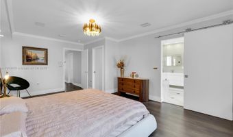 3015 NE 208th St 3015, Aventura, FL 33180