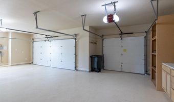 2106 Ridgecrest Dr, Weatherford, TX 76087