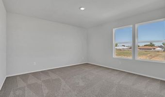 135 Sienna Dr, Alvord, TX 76225