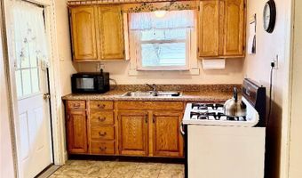 22846 Norman Ave, Alliance, OH 44401
