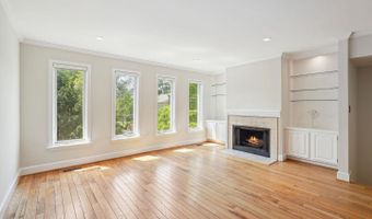 4375 EMBASSY PARK Dr NW, Washington, DC 20016