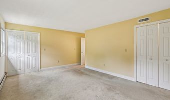 10 Terra Glen Rd, Danbury, CT 06811