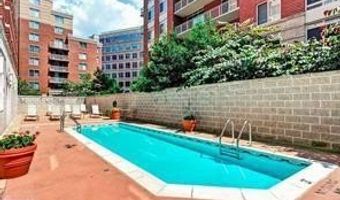 880 N POLLARD St 1002, Arlington, VA 22203