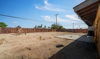 7317 California City Blvd, California City, CA 93505