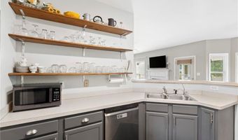 824 Port W Dr, Auburn, GA 30011